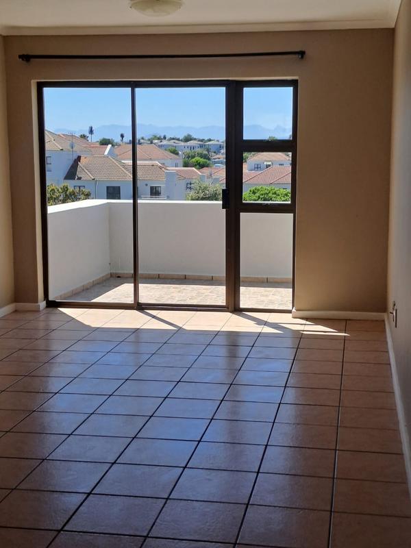 2 Bedroom Property for Sale in Vredekloof Western Cape